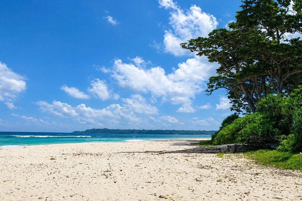 Laxmanpur Beach on Shaheed Dweep, a peaceful beach holiday destination in Andaman