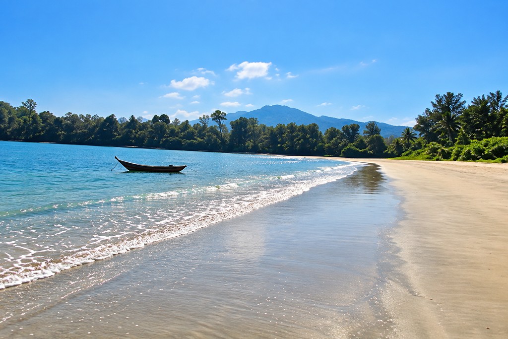 Natural shoreline of Kalipur Beach near Diglipur, North Andaman