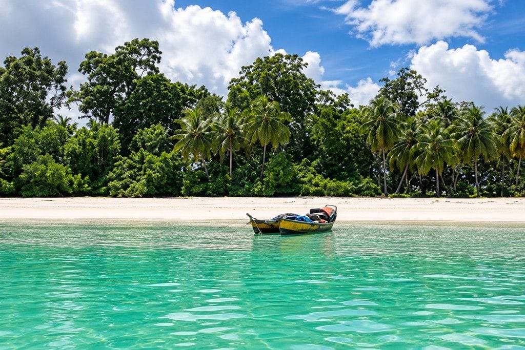 Merk Bay Beach, a pristine tropical beach on Long Island, Andaman