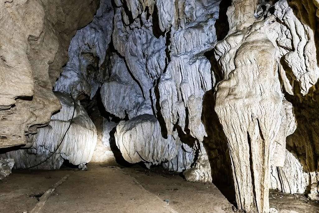 Baratang Limestone Cave on 7N8D Andaman Family Tour Packages