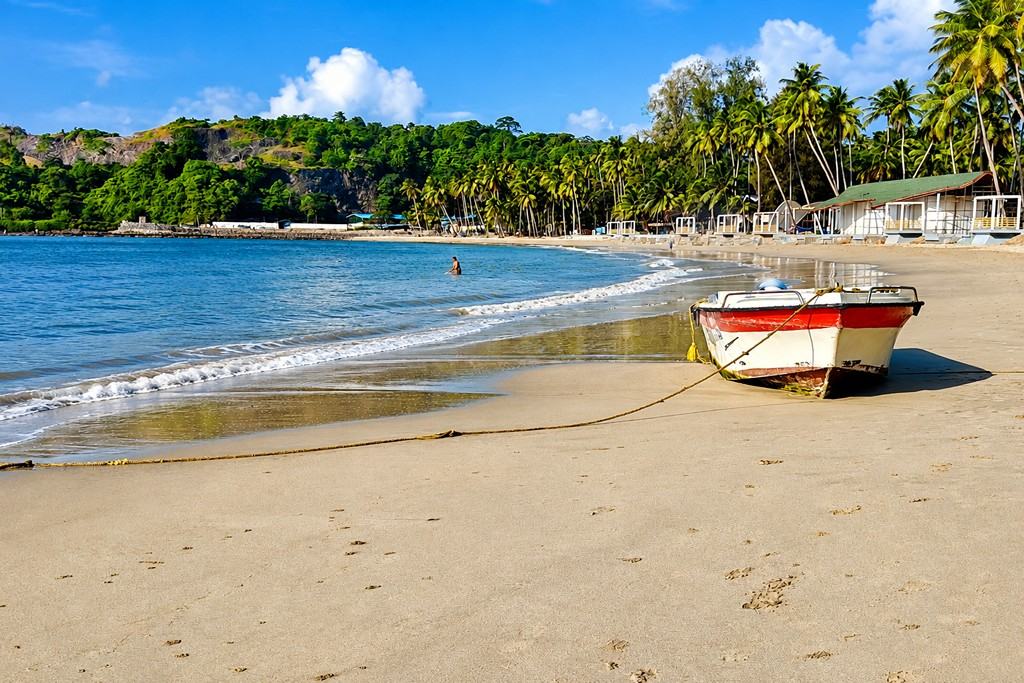 Scenic Corbyn’s Cove Beach in Port Blair included in a 6 Nights 7 Days Andaman Tour Package
