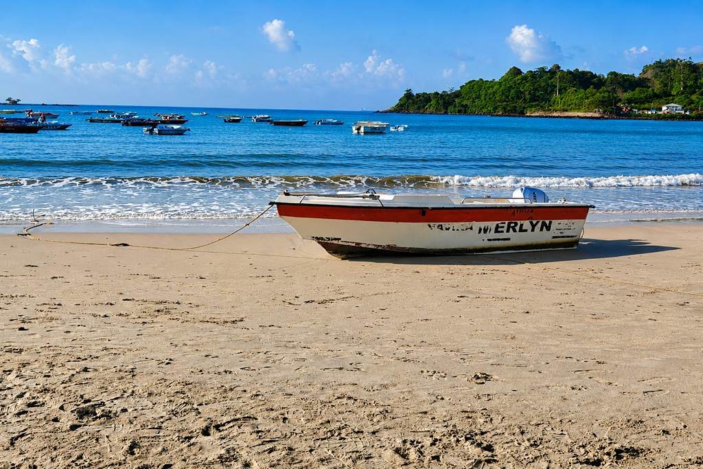 Corbyn's Cove Beach in Port Blair with tropical coastal scenery, a popular sightseeing destination on an Andaman Nicobar couple trip