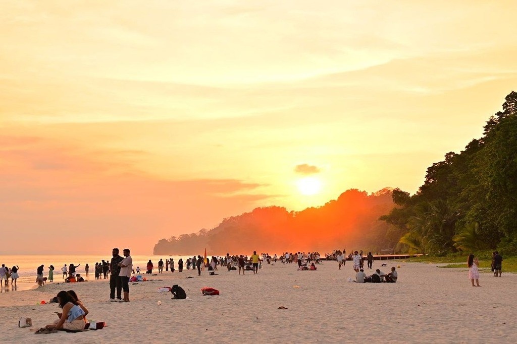 Radhanagar Beach Swaraj Dweep for Andaman Nicobar Honeymoon