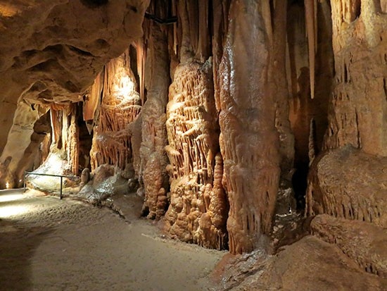 Baratang-Limestone-Caves