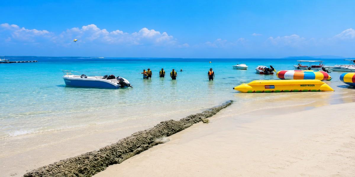 Elephant Beach at Swaraj Dweep (Havelock Island), Andaman & Nicobar Islands, featured in Budget Andaman Family Tour Packages.