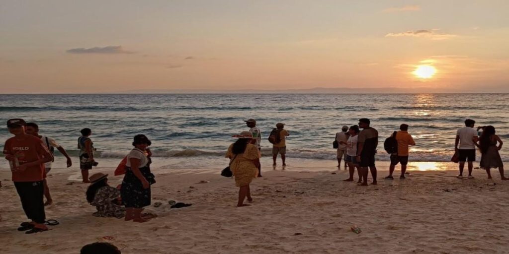 Laxmanpur Beach at Neil Island (Shaheed Dweep), Andaman & Nicobar Islands, featured in Andaman Family Tour Packages Cost.