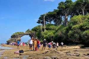 Natural Rock Formation on Neil Island during an Andaman family tour package