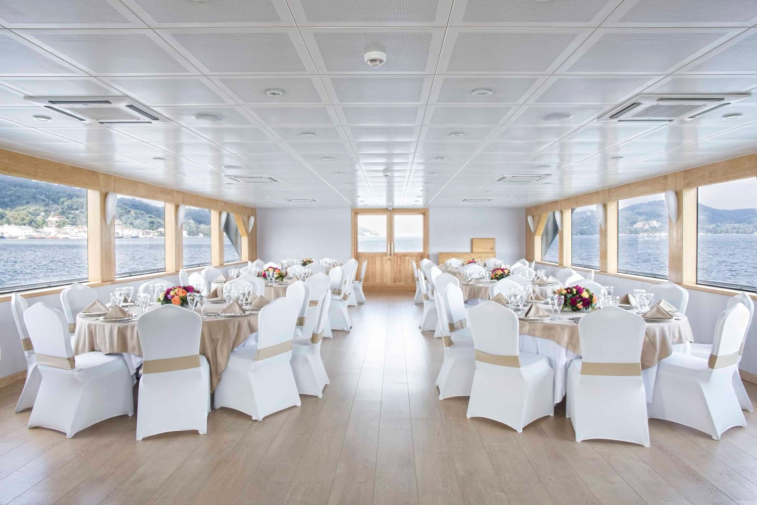 TSG Bella Bay Evening Dinner Cruise in Port Blair - Andaman