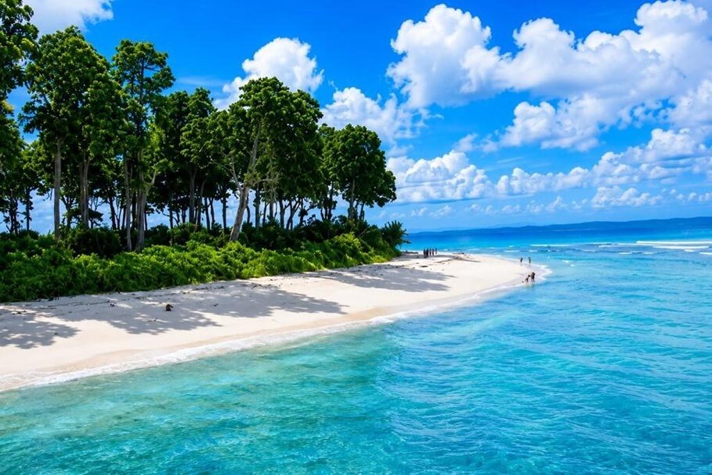 Scenic Neil Island, also known as Shaheed Dweep, with tropical coastal surroundings on a luxury Andaman honeymoon trip