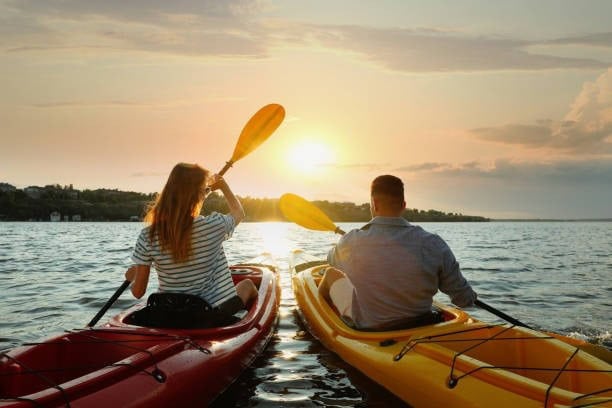 Newly married couple enjoying the Most Popular 4N5D Andaman Honeymoon Tour Package with pristine beaches, luxury stays, ferry rides, sightseeing, and romantic experiences in the Andaman Islands.